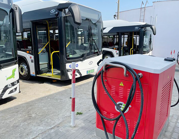 60kW160kW, CCS+CHAdeMO+CA