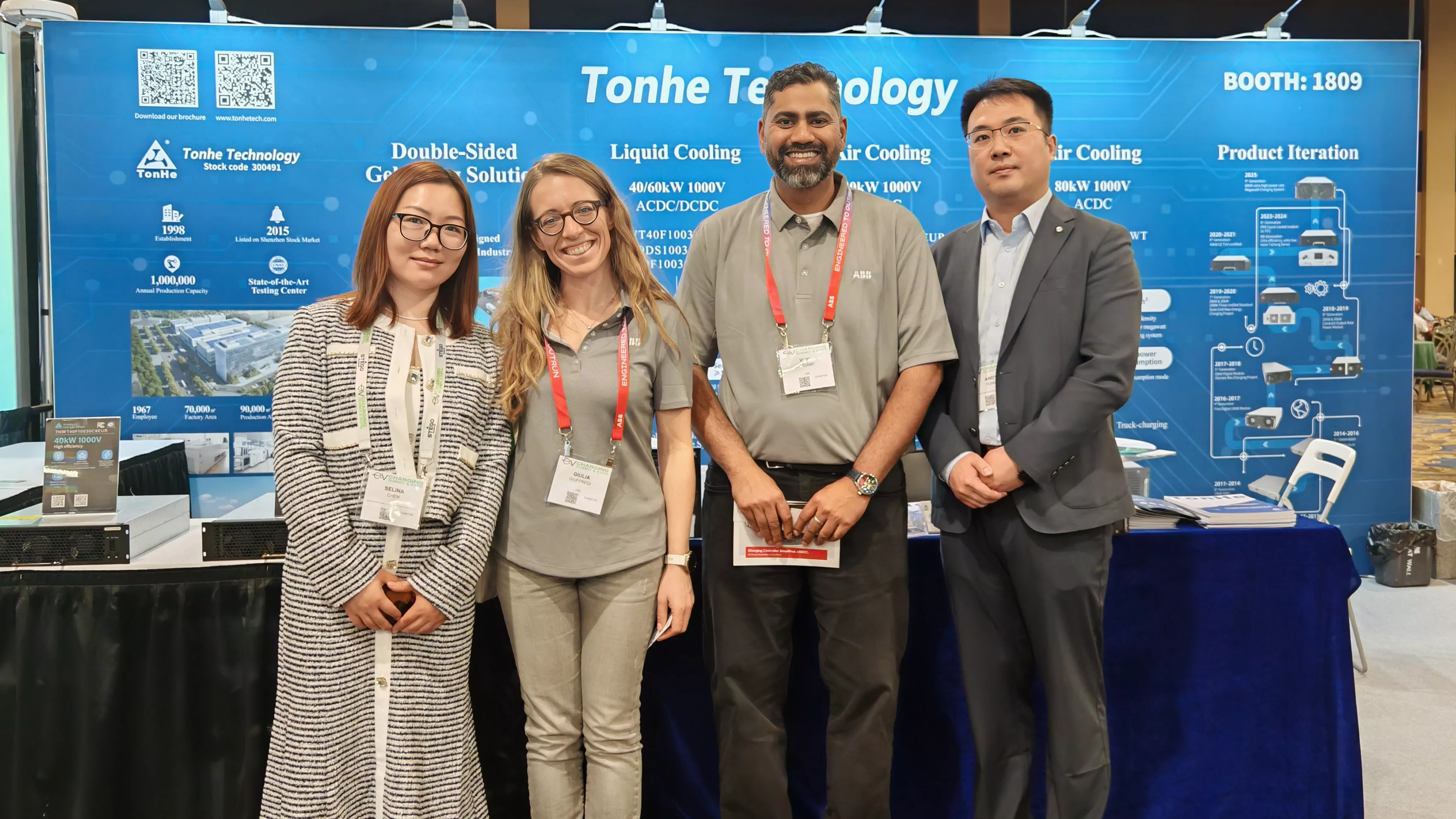 Potenciar el ecosistema de almacenamiento de energía y carga de vehículos eléctricos de América del Norte